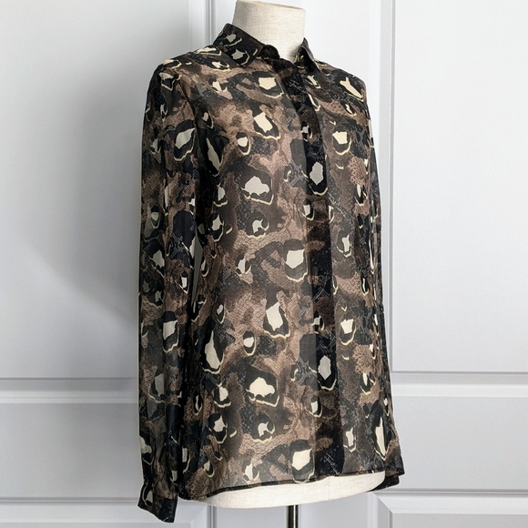 Just Cavalli Button Front 100% Silk Sheer Animal Reptile Print Sheer S IT40 NWT - Picture 2 of 15